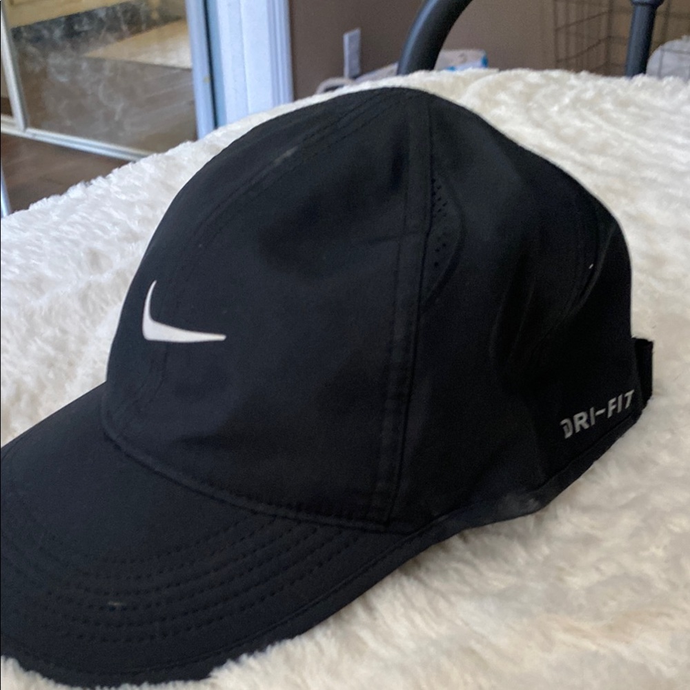Nike Dri-FIT Black Cap